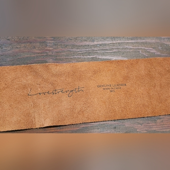 LOVESTRENGTH Austen Tan Suede Waist Belt In Genuine Leather. Size M/L LOVESTRENGTH Austen Tan Suede Waist Belt In Genuine Leather  main image 3